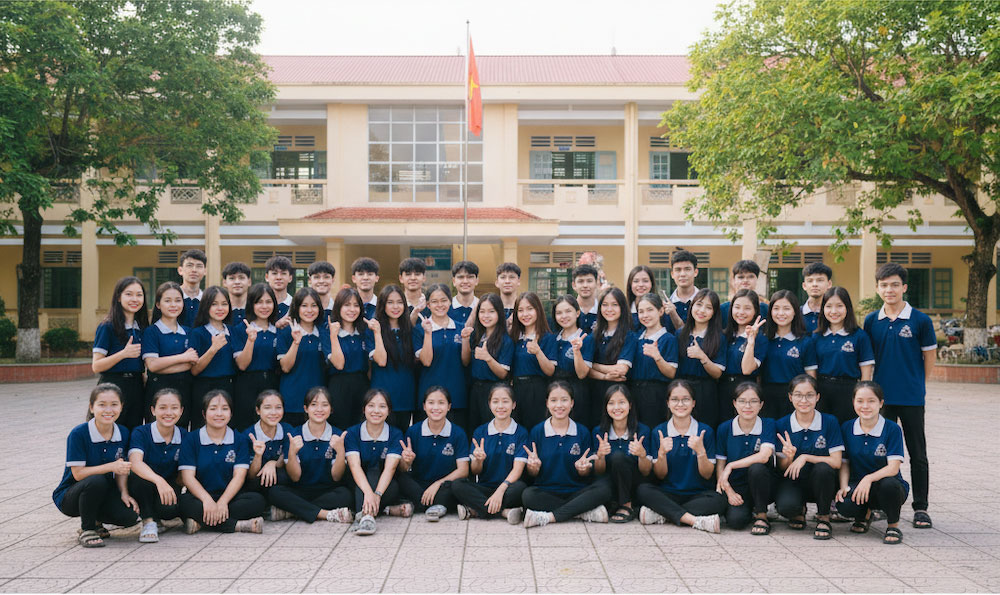 ao-lop-theo-yeu-cau-quy-nhon-mau-ao-lop-xanh-navy